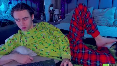 William online show from December 21, 2025, 3:02 am