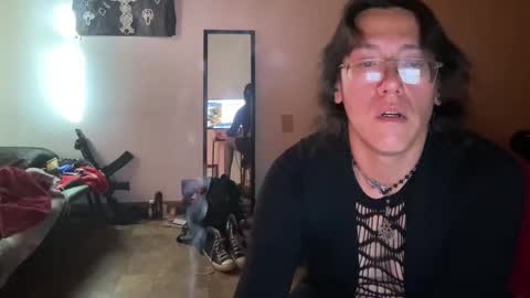 Snapshot of willlohne5 chatting on November 5, 2025, 8:53 pm Ville Lohner online show from November 5, 2025, 8:53 pm