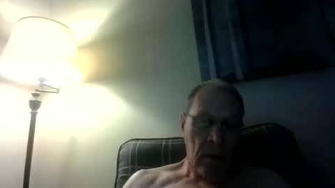Snapshot of willnedoher chatting on April 18, 2026, 12:09 pm Willhedoher online show from April 18, 2026, 12:09 pm