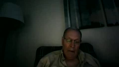 Snapshot of willnedoher chatting on April 20, 2026, 11:35 am Willhedoher online show from April 20, 2026, 11:35 am