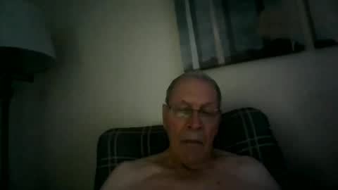 Snapshot of willnedoher chatting on April 27, 2026, 11:30 am Willhedoher online show from April 27, 2026, 11:30 am