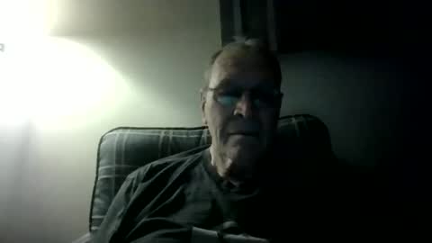 Snapshot of willnedoher chatting on May 5, 2026, 3:03 am Willhedoher online show from May 5, 2026, 3:03 am