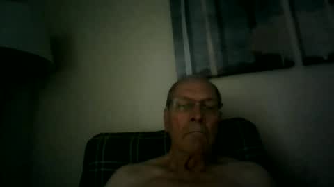 Snapshot of willnedoher chatting on May 12, 2026, 11:51 am Willhedoher online show from May 12, 2026, 11:51 am