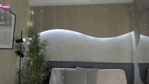 Snapshot of willow_hendrix chatting on November 8, 2025, 12:27 pm Ms Willow online show from November 8, 2025, 12:27 pm