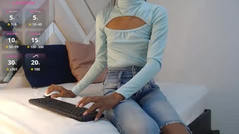 luna online show from February 10, 2026, 12:53 pm