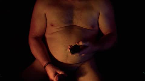 Snapshot of willwill2222 chatting on February 18, 2026, 12:50 am John online show from February 18, 2026, 12:50 am