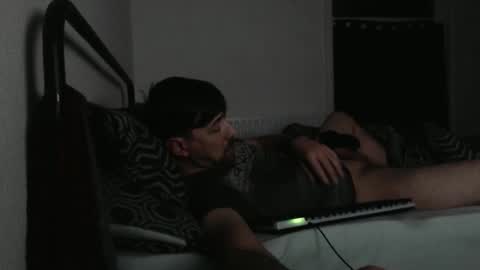 willybewildstone online show from November 8, 2025, 2:34 am