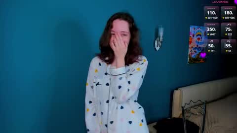 for u Alise online show from November 16, 2025, 4:51 am