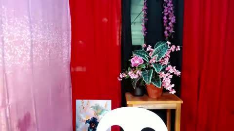 Snapshot of win_boy chatting on July 1, 2026, 6:48 am win_boy online show from July 1, 2026, 6:48 am
