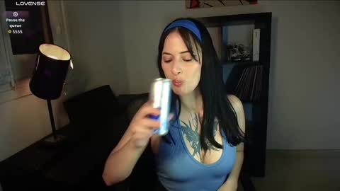 Sara online show from September 15, 2025, 9:04 pm