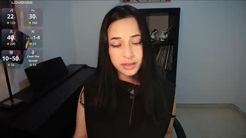 Sara online show from October 2, 2025, 5:20 pm