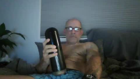 wingnutt765733 online show from March 4, 2025, 1:49 pm
