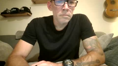 wingnutt765733 online show from December 16, 2025, 6:07 am