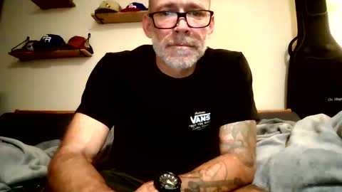 Snapshot of wingnutt765733 chatting on February 14, 2026, 6:54 am wingnutt765733 online show from February 14, 2026, 6:54 am