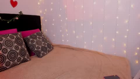 Snapshot of wini_fer chatting on January 8, 2025, 12:47 pm Wini Fer online show from January 8, 2025, 12:47 pm