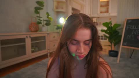 Lillian online show from May 20, 2026, 3:13 am