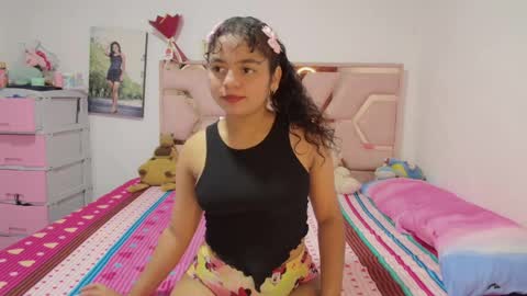  Winnifer Gonzalez  online show from April 18, 2026, 5:00 am
