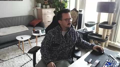 cream36 online show from November 27, 2025, 9:00 am