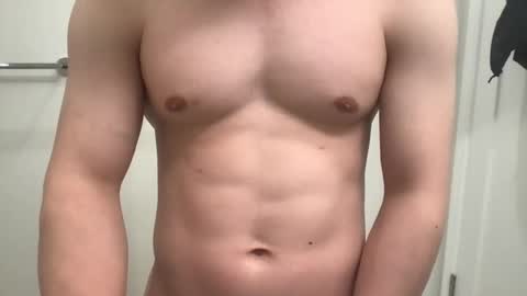 Snapshot of winsome_naked_gentleman chatting on January 4, 2025, 3:18 am WInsome online show from January 4, 2025, 3:18 am