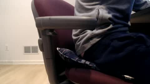 Snapshot of winsome_naked_gentleman chatting on January 20, 2025, 9:43 pm WInsome online show from January 20, 2025, 9:43 pm