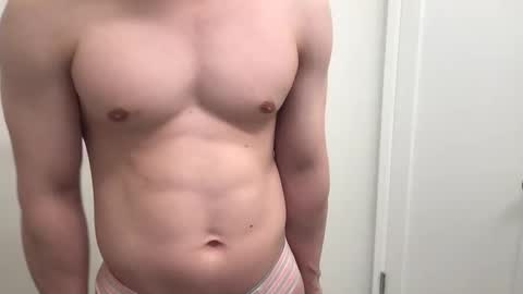 Snapshot of winsome_naked_gentleman chatting on February 22, 2025, 2:17 am WInsome online show from February 22, 2025, 2:17 am