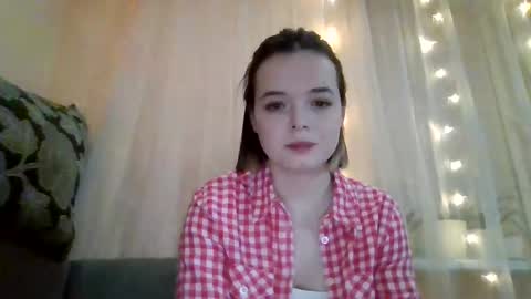 Snapshot of winter__white_rose chatting on December 23, 2024, 3:55 pm Emma  online show from December 23, 2024, 3:55 pm