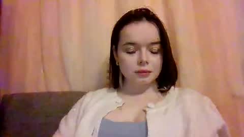 Snapshot of winter__white_rose chatting on December 27, 2024, 2:22 pm Emma  online show from December 27, 2024, 2:22 pm