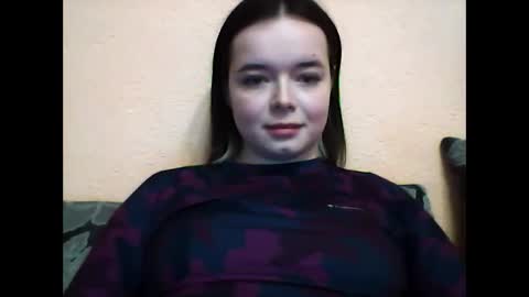 Snapshot of winter__white_rose chatting on January 28, 2025, 2:21 pm Emma  online show from January 28, 2025, 2:21 pm