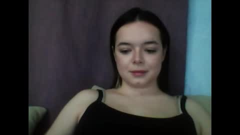 Snapshot of winter__white_rose chatting on February 5, 2025, 12:49 pm Emma  online show from February 5, 2025, 12:49 pm