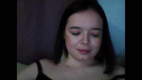 Snapshot of winter__white_rose chatting on February 6, 2025, 12:59 pm Emma  online show from February 6, 2025, 12:59 pm