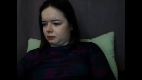 Snapshot of winter__white_rose chatting on February 7, 2025, 11:34 am Emma  online show from February 7, 2025, 11:34 am