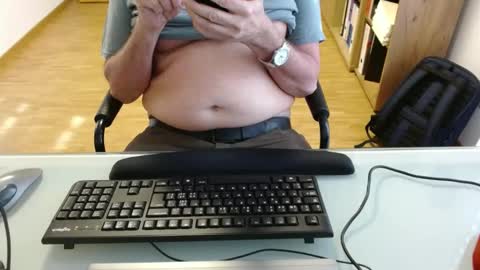 winterfreund99 online show from January 12, 2025, 11:39 am