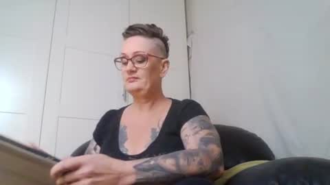 Winter Graye online show from July 14, 2026, 3:22 am
