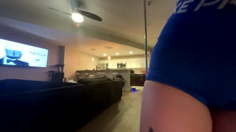 Winter rayne online show from October 30, 2025, 1:07 am