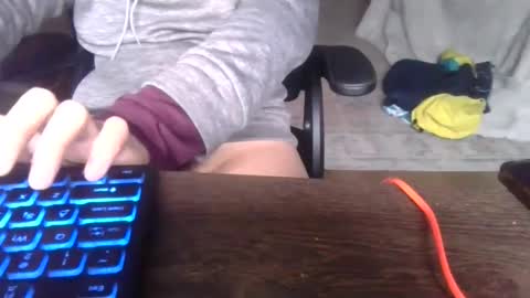 wintersnow2934853 online show from April 2, 2026, 4:59 pm