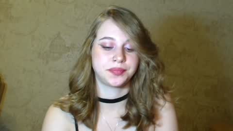 wira_witch online show from December 26, 2024, 3:42 pm