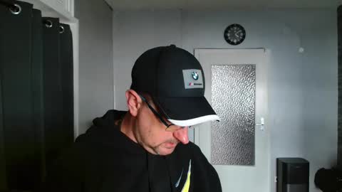 Dirty online show from April 20, 2026, 2:09 pm