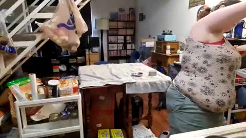 Snapshot of wisteriaqueen chatting on May 18, 2026, 4:35 pm Wisteria online show from May 18, 2026, 4:35 pm