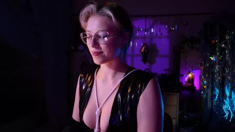 Snapshot of witch_fiona chatting on February 23, 2026, 8:06 pm Goddess of two strapons - Mr. long Don Mr. Pinky online show from February 23, 2026, 8:06 pm