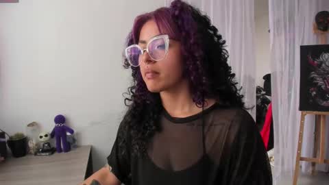     Luna Violeta  A r t i s t  online show from February 23, 2025, 7:49 pm