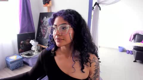     Luna Violeta  A r t i s t  online show from September 9, 2025, 8:08 pm