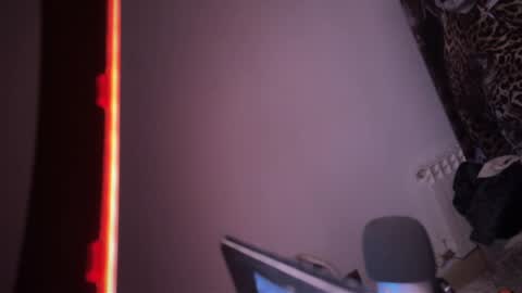 Snapshot of witchshadows chatting on January 16, 2025, 10:02 pm witchshadows online show from January 16, 2025, 10:02 pm