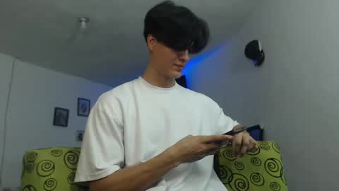 Snapshot of with_ken chatting on January 31, 2025, 4:27 pm Ken online show from January 31, 2025, 4:27 pm