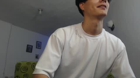 Snapshot of with_ken chatting on February 3, 2025, 6:28 pm Ken online show from February 3, 2025, 6:28 pm