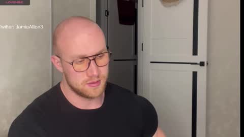 Snapshot of wlademarbergs chatting on October 15, 2025, 12:38 pm Wlademar online show from October 15, 2025, 12:38 pm