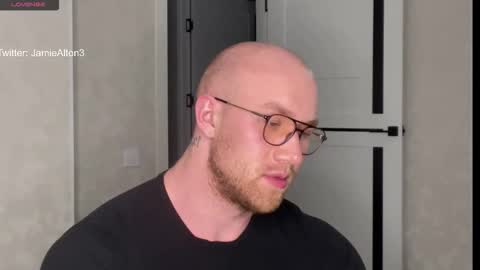 Snapshot of wlademarbergs chatting on October 22, 2025, 8:52 pm Wlademar online show from October 22, 2025, 8:52 pm