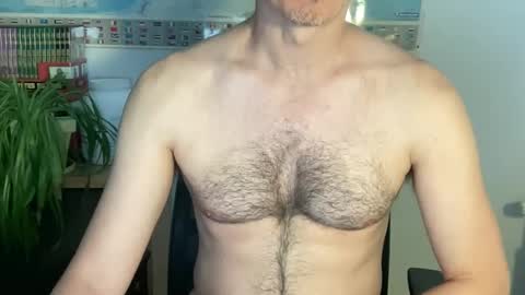 Wladsexy88 online show from May 13, 2026, 8:01 am