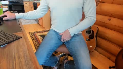 Snapshot of wobbleon chatting on October 8, 2025, 6:16 pm Gobbleon online show from October 8, 2025, 6:16 pm