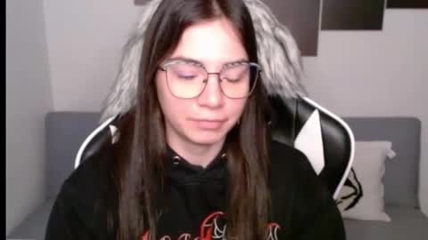 Alex online show from September 13, 2025, 2:22 am