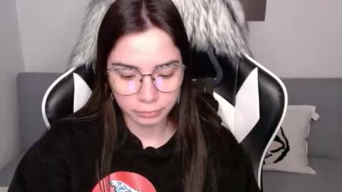 Alex online show from September 23, 2025, 2:47 am